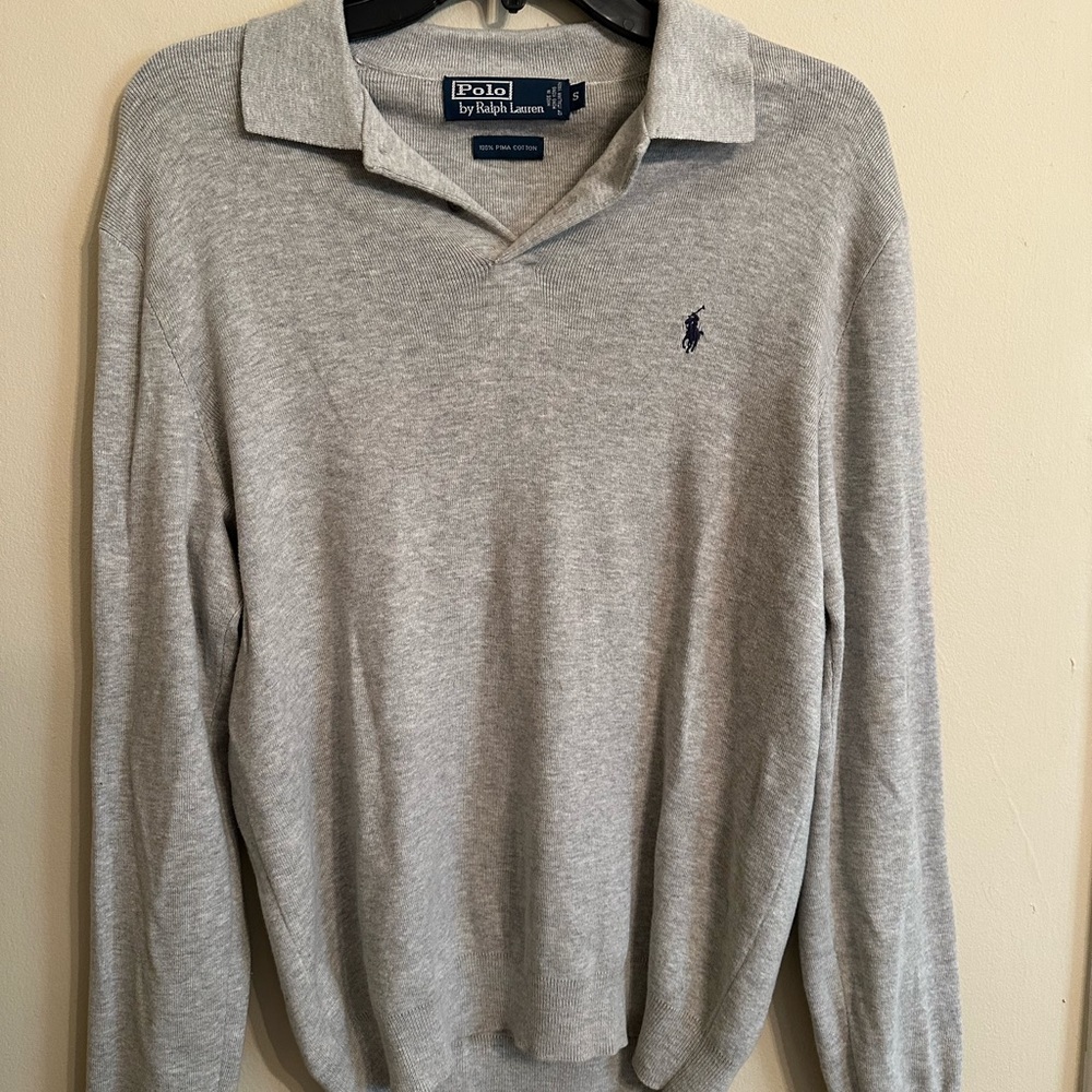 Men’s/unisex  Ralph Lauren gray sweater size S Like Brand new.